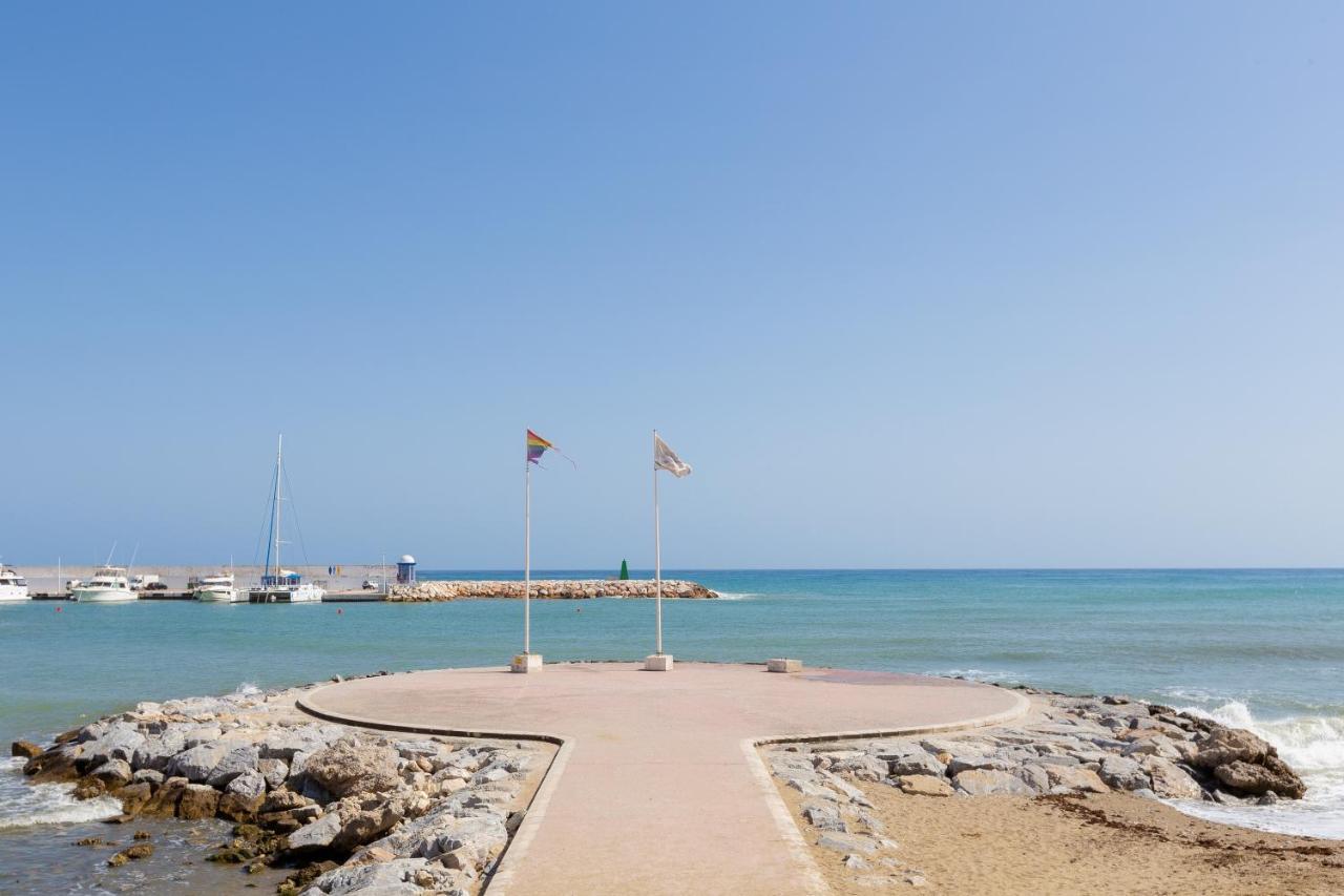 Marbella Suites Exterior photo